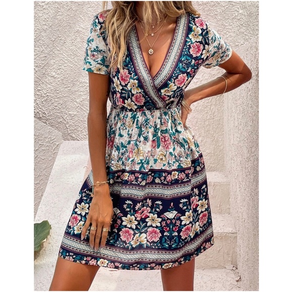 BellanBlue Dresses & Skirts - Boho Floral Tropical Print Cottagecore Dress